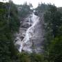 Die Shannon Falls, angeblich die dritthöchsten Wasserfälle in BC. In Wahrheit sind die 335 Meter aber aus unzähligen Stufen zusammengesetzt, so dass der hächste freie Fall vielleicht 30 Meter ist. Nicht besonders beeindruckend.