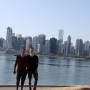 Martin und ich vor der Skyline Vancouvers
